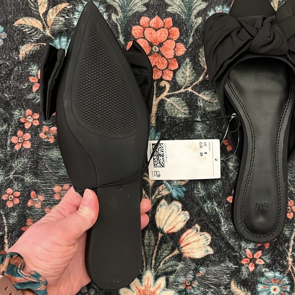 H&M black bow slides NWT sz 8 / 39 - Picture 2 of 3